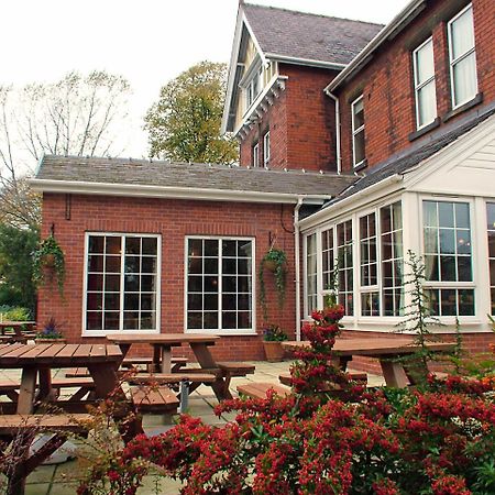 The Punchbowl Inn Thorne Exterior foto
